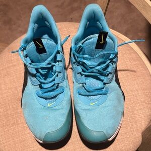 Nike Turquoise and Black Running Shoes